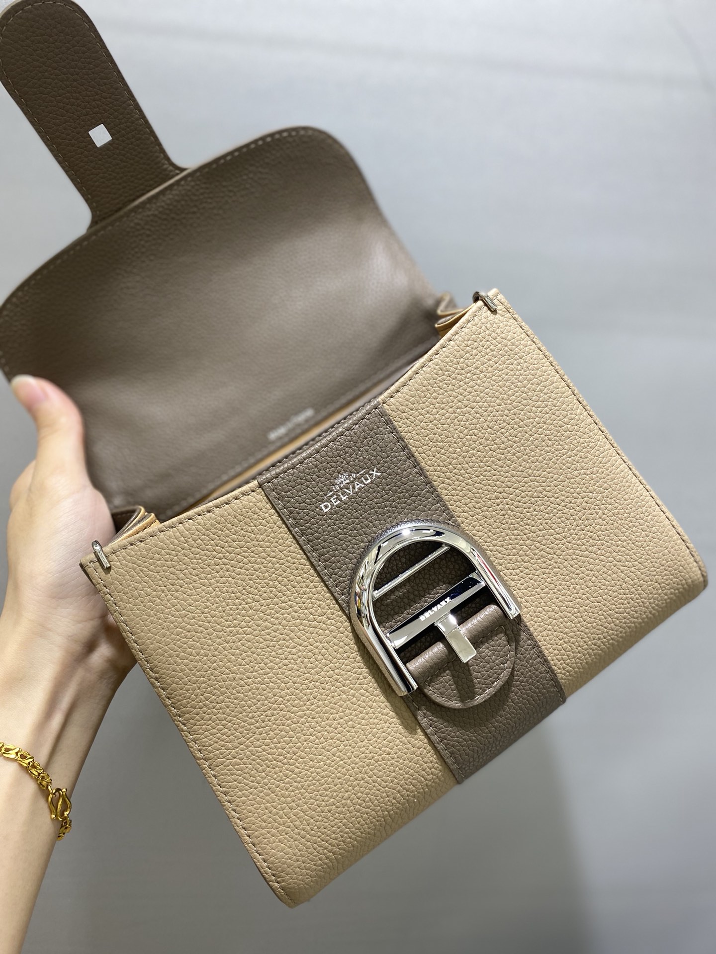 델보 브리앙 MM 토고백 스몰